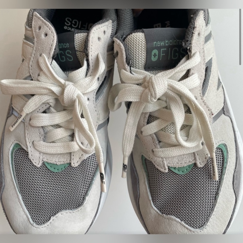 FIGS new balance 5740, size 6